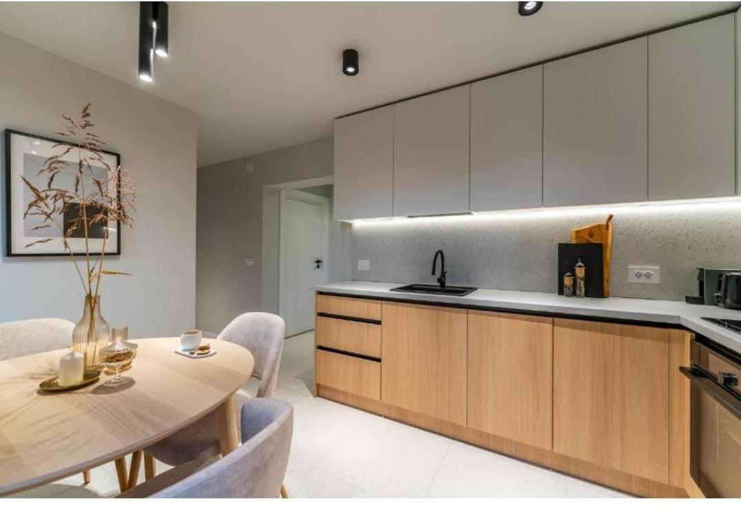 Central Epic Apartment-Self Check In Arad Extérieur photo